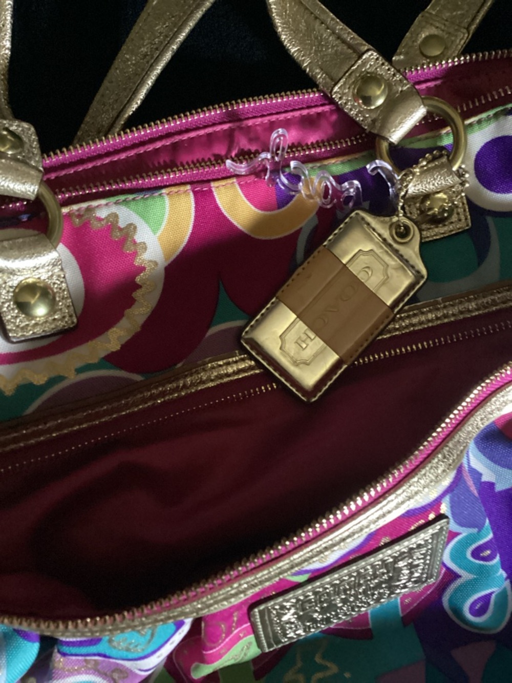 RARE Coach Poppy Graffiti Tote Bag Gold Accents, Top and front zip. w/ dust bag. - Picture 6 of 8